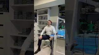 Инспектор САС неудачно склеил iPad Pro 12.9 Аудитория в замешательстве.