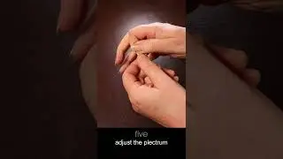 How to hold a plectrum correctly.  How to hold a guitar pick properly #guitarlesson  #guitar