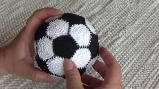 Как связать Футбольный мяч амигуруми.