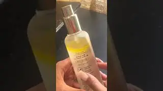 d'ALBA A PREMIUM AROMATIC FACE MIST SETTING SPRAY FOR GLOWY SKIN.