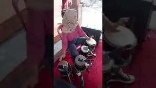 Tukang Kendang cantik