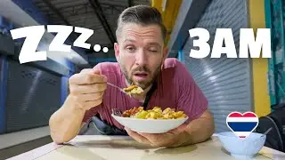 3 AM STREET FOOD in BACK ALLEY BANGKOK 🇹🇭