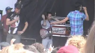 3OH!3 asks for crowd participation at Warped Tour 2011