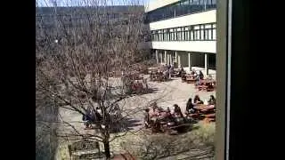 Cour intérieur du Centre de formation professionelle Compétence 2000 à Laval