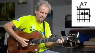 Jeepster acoustic solo cover with chordpics T. Rex