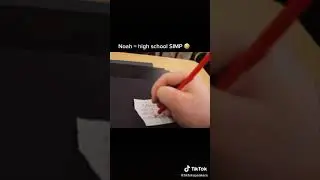 Noah Beck is a high school simp