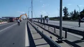 Грузовик снёс мост на Ярославском  шоссе