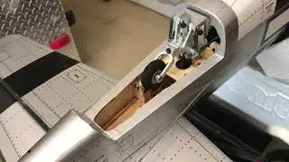 Hangar 9 P-51D 20cc Retractable Tailwheel