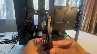 1 minute guide on how to mount your SATA SSD or HDD in a PC