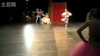 Dancers having fun Ep.2: Osipova performs Philip variation (Flames of Paris)
