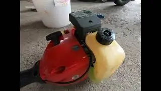 How to Remove Gas Tank on Craftsman Weed Eater