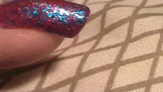 Dark red & blue holography toenails (Close-up)