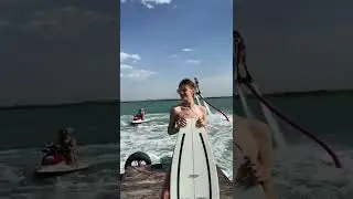 Две прекрасных девушки и флайборд 😍