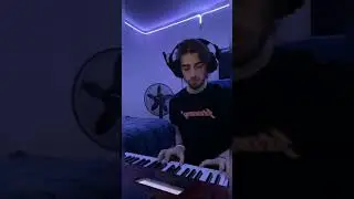 Juice WRLD - 734 on piano