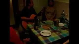 Columbian guy singing Russian anthem! - Колумбиец поет гимн России!