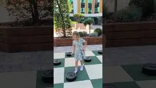 Играем 😀