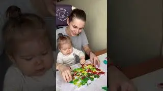 Открытка на 14 февраля с малышом 