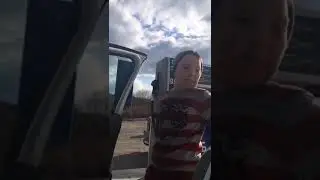 Танцор-диско местного разлива😂Даня в своём репертуаре😀