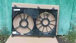 Лексус RX300 1998-  диффузор радиатора новый оригинал