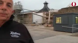 Mit Mickey Heads auf der Baustelle bei Ardbeg