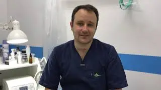 Выделяется жидкость из под ногтя