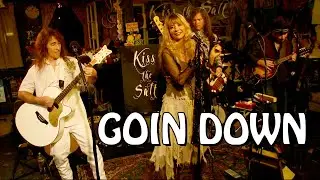Goin Down - Kiss the Salt