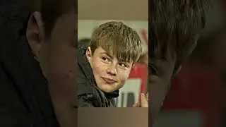 Технично навредил игроку соперника 