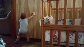 Малыш и выключатель.