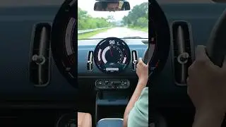 How fast can the Mini Countryman E do a 0-100kmph? We find out in this test! (8.6sec claimed)