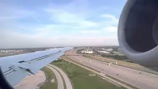 Embraer 145 Landing R18R at KDFW
