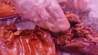夜深人静，都醒醒，起来吃肉了。