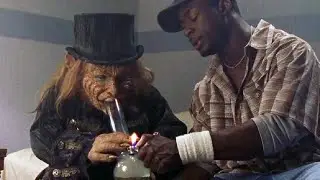 Belly Stab with a Bong by Leprechaun | Kill Review (Leprechaun: Back 2 Tha Hood)
