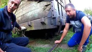 Поезд узкоколейки Матрица срывается с рельс на пути в Отдалённый