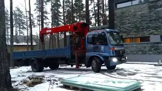 Монтаж стеклянных навесов
