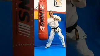 Quick bag work before class.
