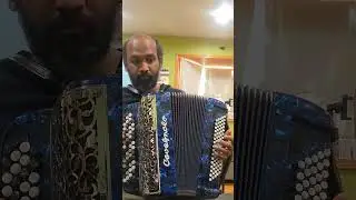 Having fun with a chromatic button Accordion. #tarantella #napolitana #neapolitan #accordion