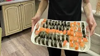 Варю рис на роллы...Дима кулинар...Девочек  не тревожить...
