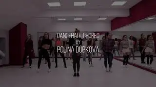 Танцуёт под музыку