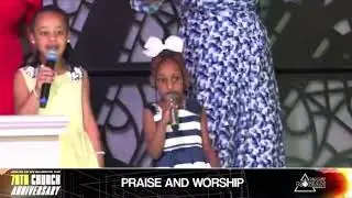 Carsyn  Tate Singing For Her Daddy