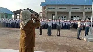 Pengibaran bendera merah putih hari ini di SMAN 1 Wonomulyo Polman Sulbar