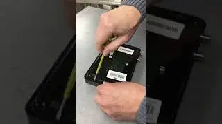 Как открыть спутниковый приёмник Триколор GS B527.
