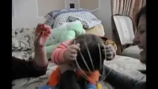 Полюшка и щекотка