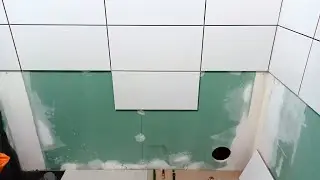 Как приклеить плитку сверху вниз
