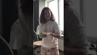 Какое веселье 😂🤞🏻❤️! С нами играет призрак? Что за квест? ( это не постанова)!