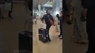Director Sandeep Reddy Vanga Arrived In Hyderabad For Animal Pre Release Event | 