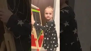 Мама подарила доску👍👩‍🏫 #polinasimple #shortvideo #ytshorts #youtube #shorts #простополина