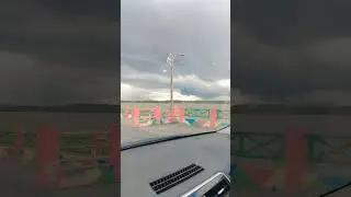 jalan jalan di kampung kebanjiran
