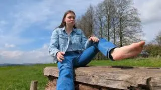 Giantess Kellie picks up Tiny with her foot and Eats It.