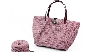 Knitted yarn tote bag