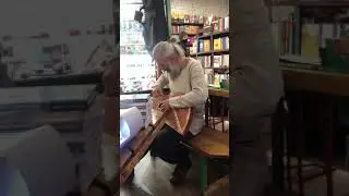 Дедушки мои, ясноокие смотрят с небес
